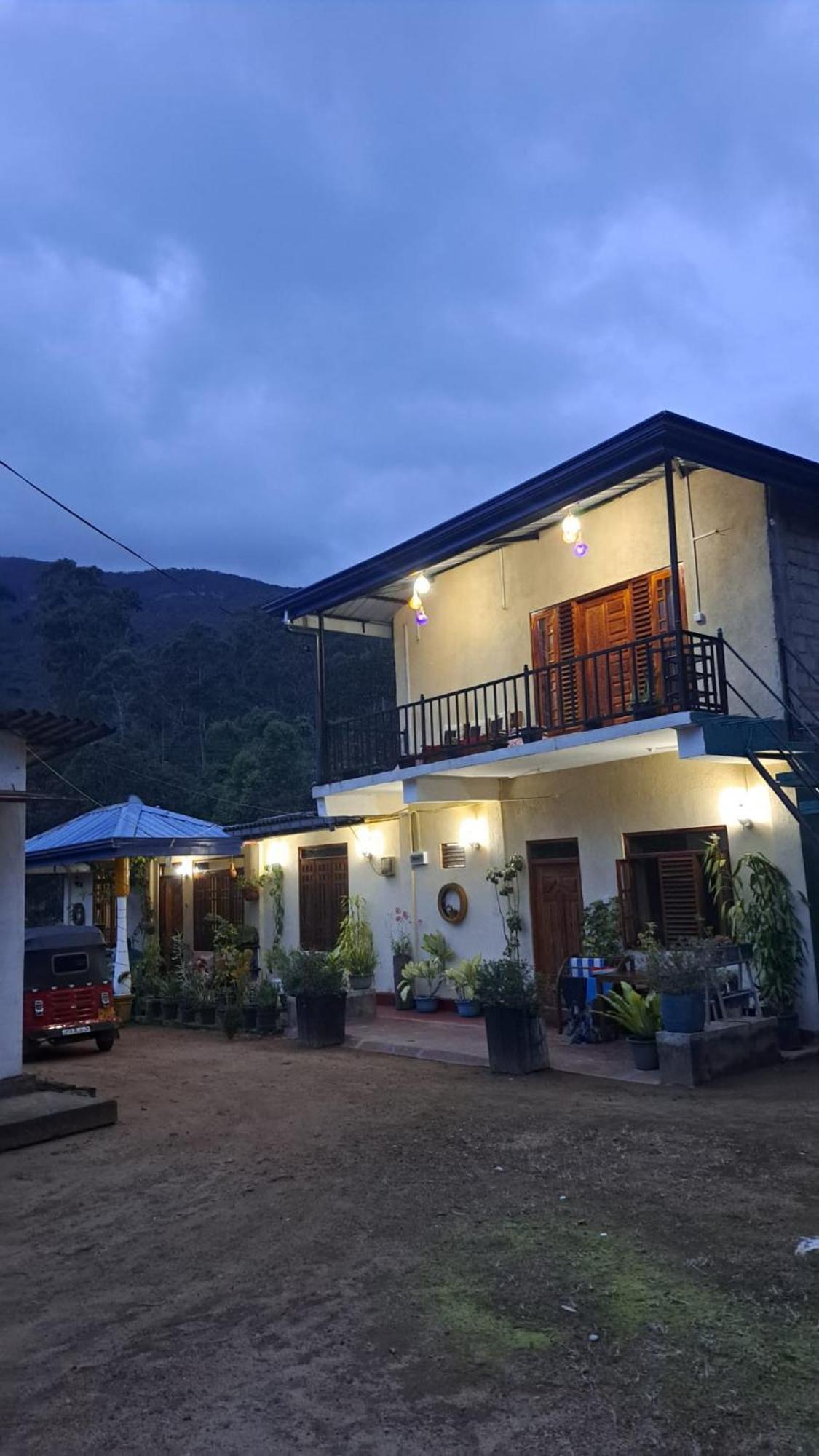 Vegetable Garden House Hotel Nallathanniya Exterior photo